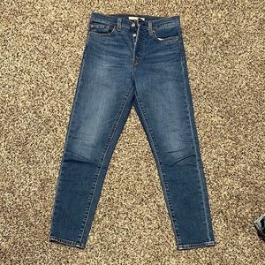 Levi’s Wedgie Skinny jeans